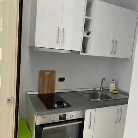 شقة Karoli'S Apartment Golem غوليم